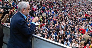 Jeremy Corbyn speaks to large crowd