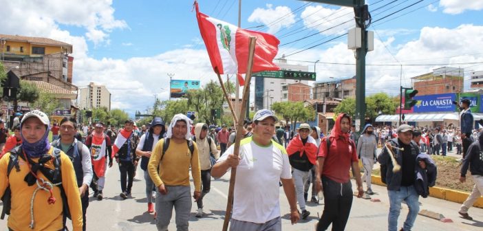 Golpe in Peru: Castillo under arrest, people demand a constituent assembly